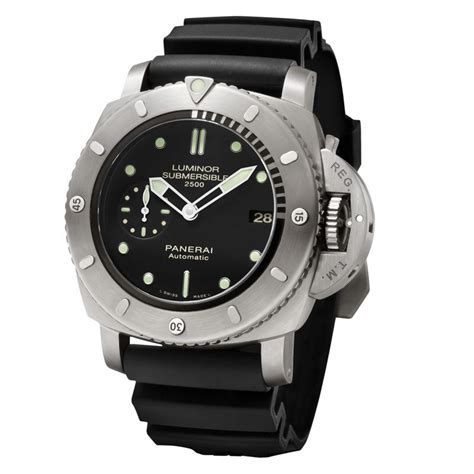 panerai pam 194 luminor submersible 2500m|Panerai Luminor 1950 3 days.